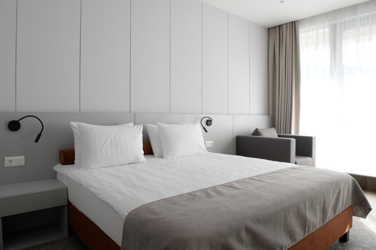 Premier Hotel ミシュコルツ エクステリア 写真