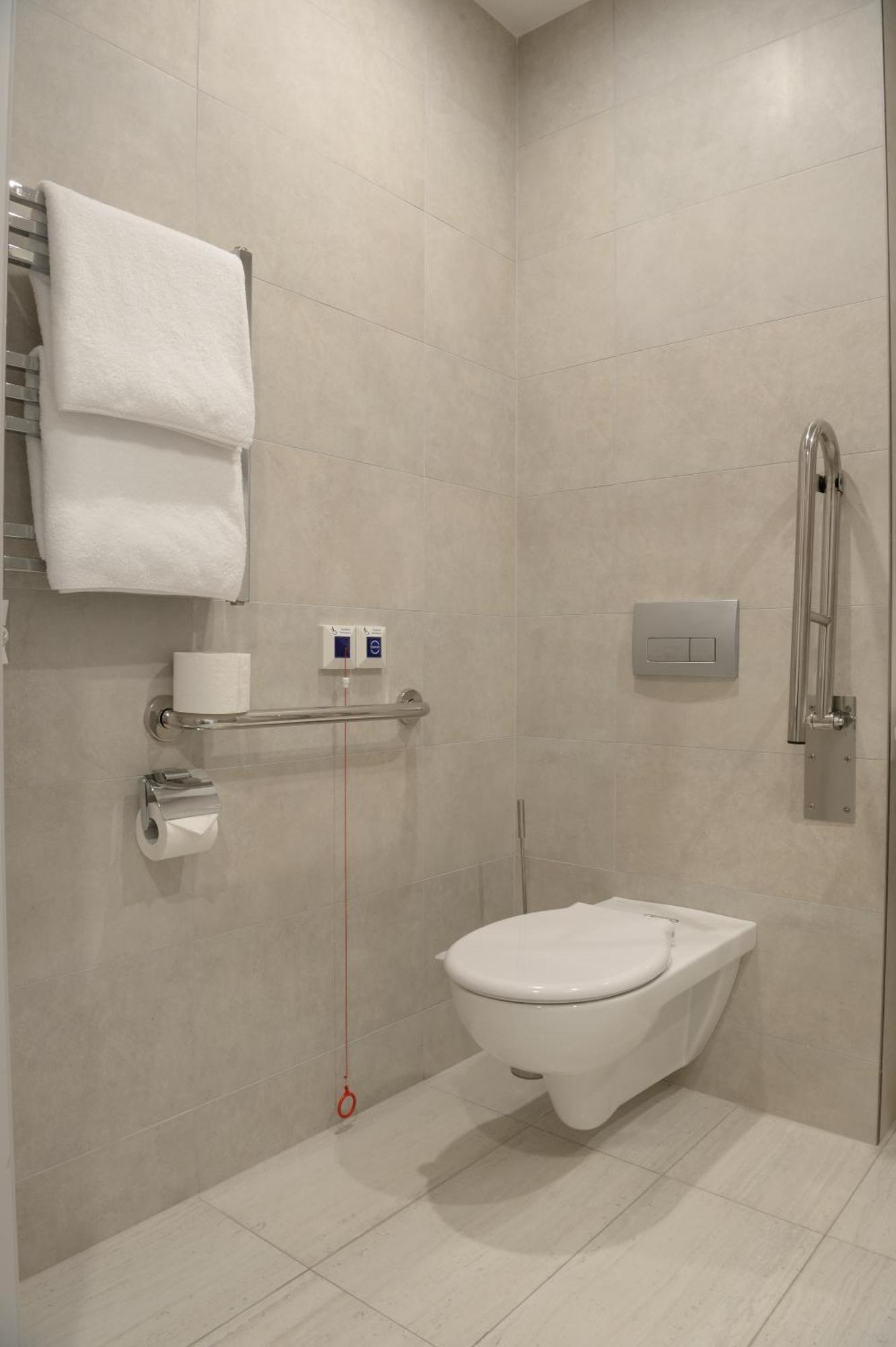 Premier Hotel ミシュコルツ 部屋 写真